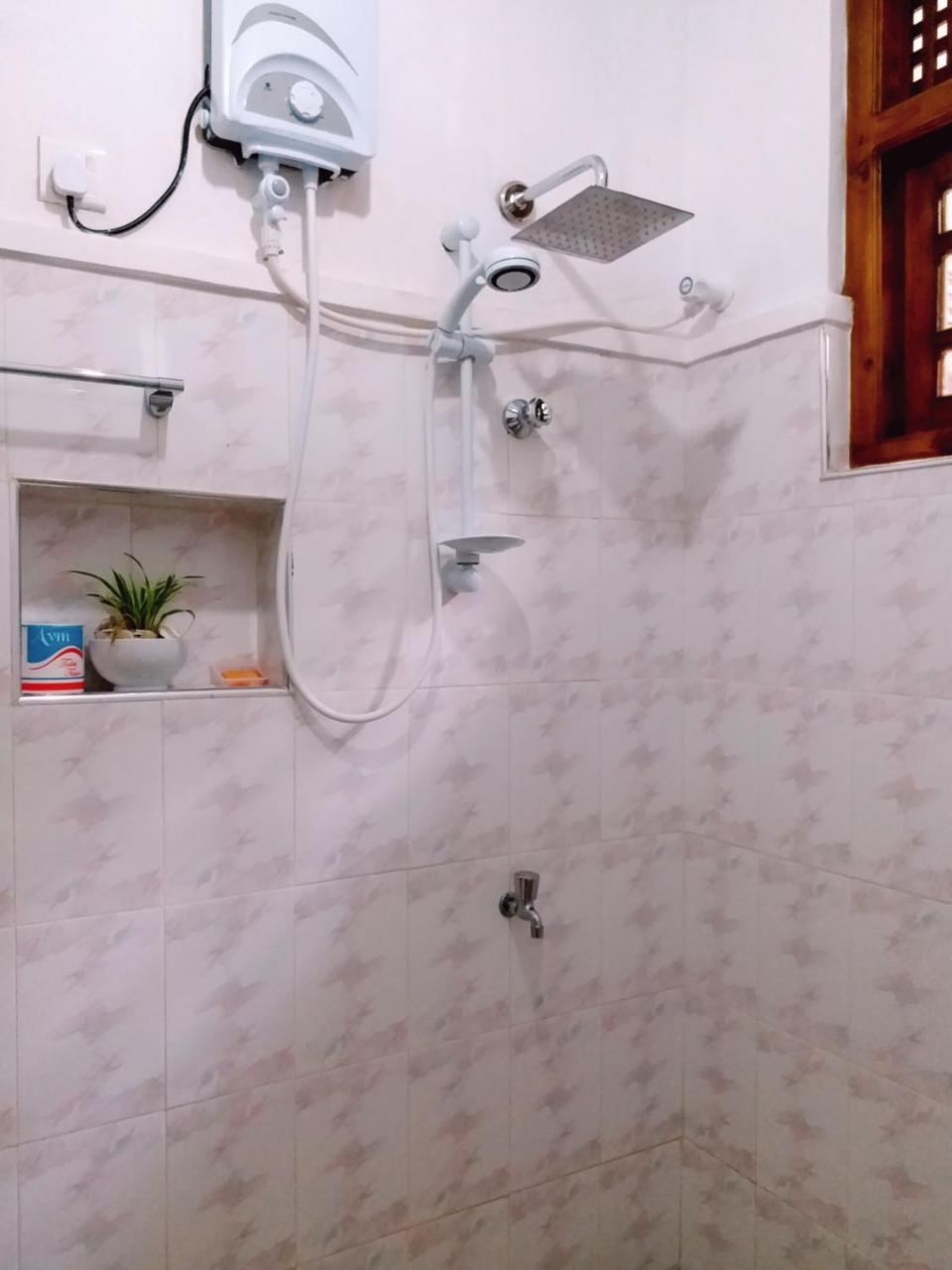 Unique Villa 康提 外观 照片
